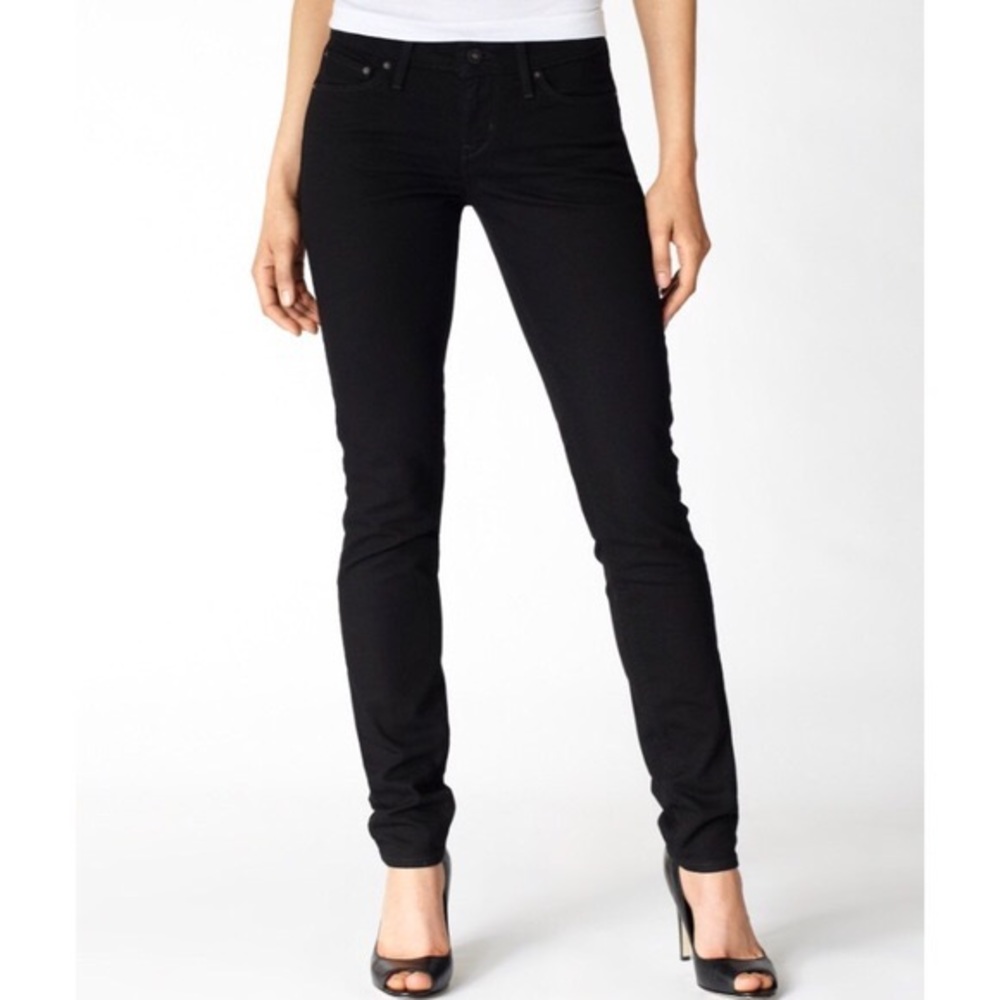 Levi’s Demi Curve Low rise Skinny Jeans